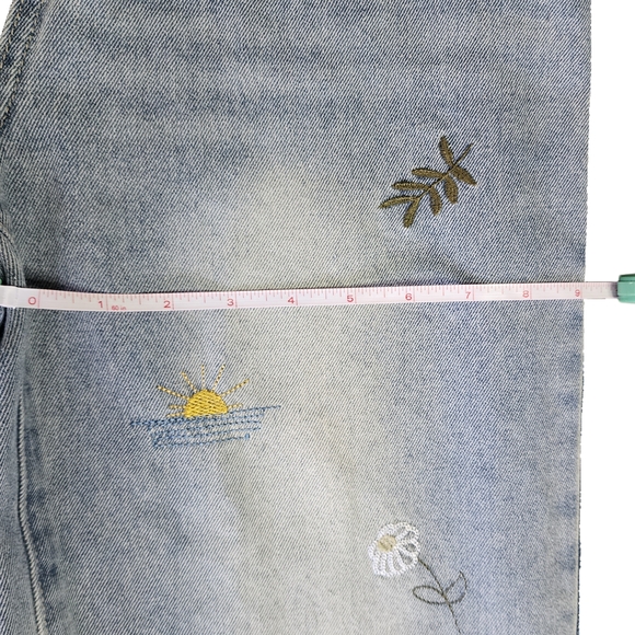 Light Blue Embroidered Women's Jeans - Picture 6 of 8